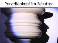 Porzellankopf im Schatten